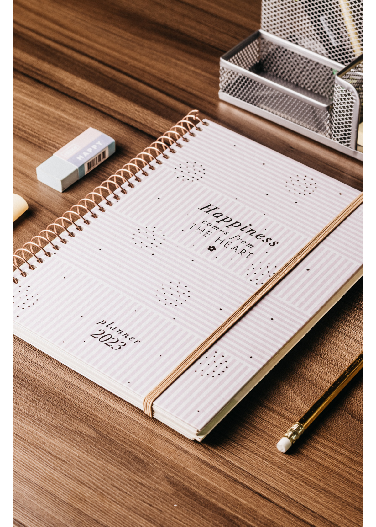 Boost Your Efficiency: Discover the Best Desk Organizers for Busy Professionals